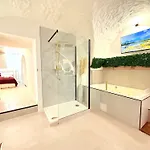 شقة Privative Jacuzzi Sauna - Proche Montpellier جيغناك