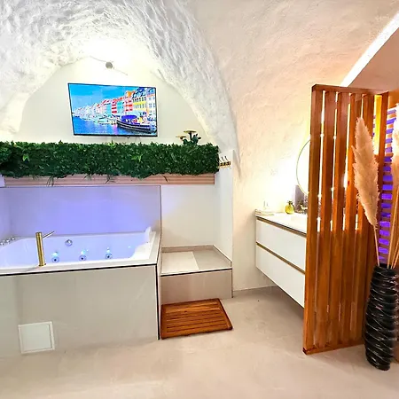 Suite Privative Spa Jacuzzi Sauna - Proche Montpellier Lägenhet *