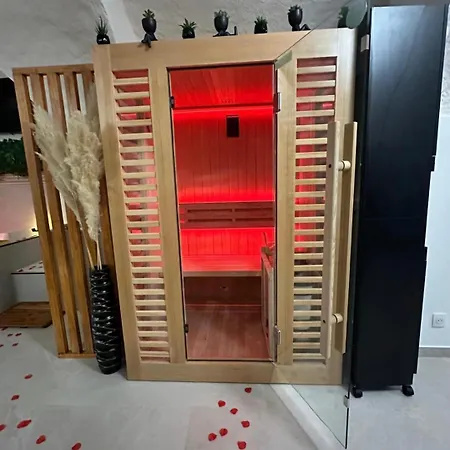 Διαμέρισμα Love Room Climatisee, Spa Et Piece Secrete *