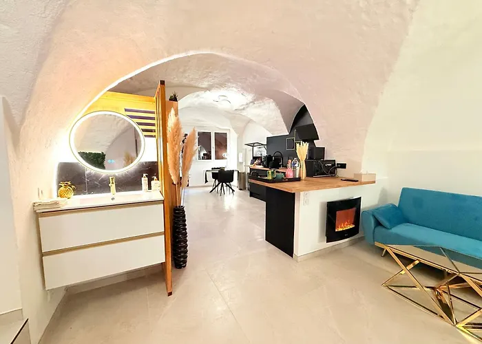 アパート Privative Jacuzzi Sauna - Proche Montpellier ジニャック